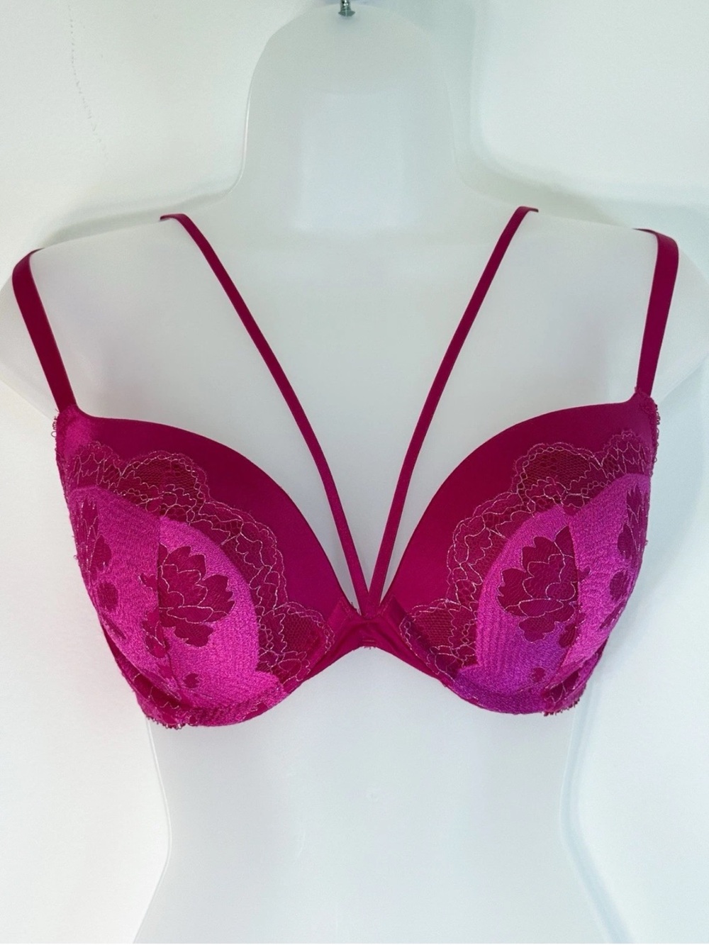 32 D Victoria Secret Bombshell Women’s Bra Wicked Rose Pink Push Up Add 1.5 Size